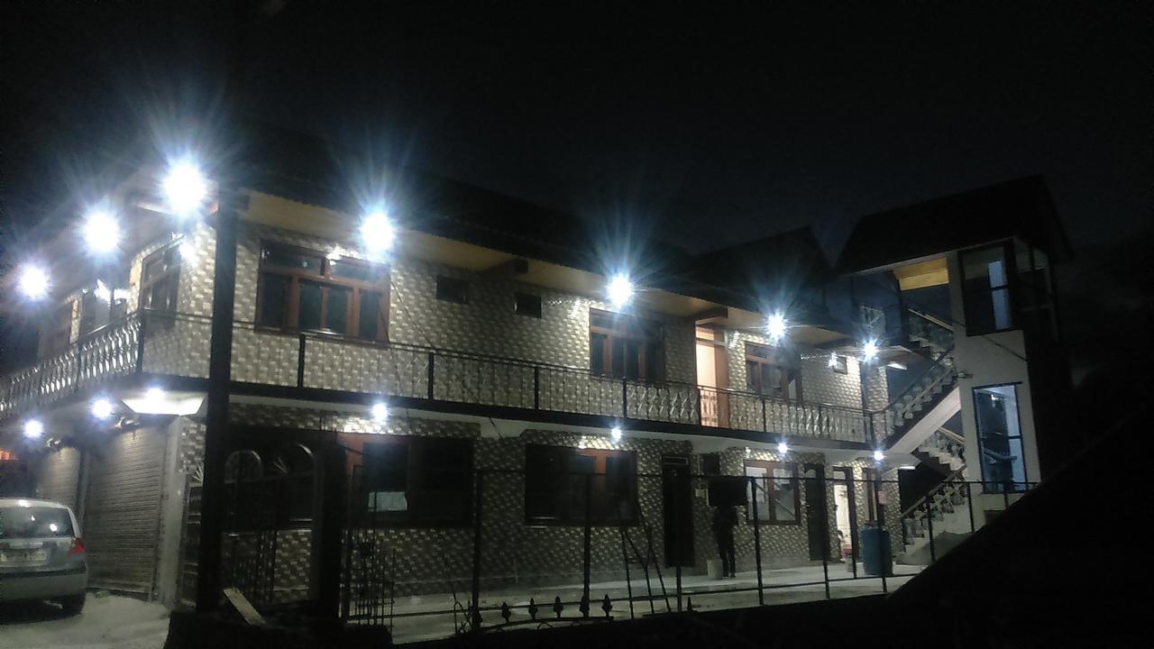 Hotel Uttarayan Sāngla Exterior photo